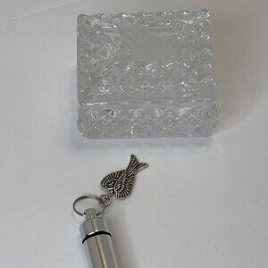 Silver Angel Wings Cremation Keychain Urn